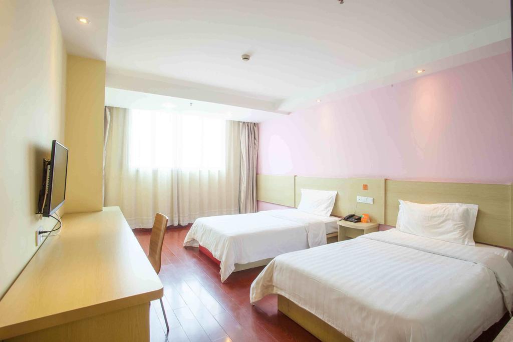 7Days Inn Zhuhai Hengqin Changlong Wanzai Port Номер фото