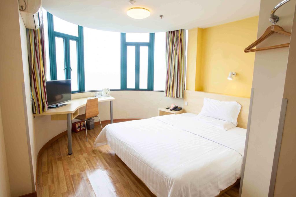 7Days Inn Zhuhai Hengqin Changlong Wanzai Port Номер фото